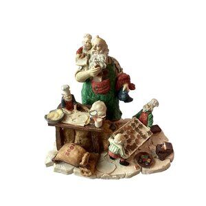 House of Lloyd Christmas Gift *Santa baking Cookies Workshop*EUC*Display